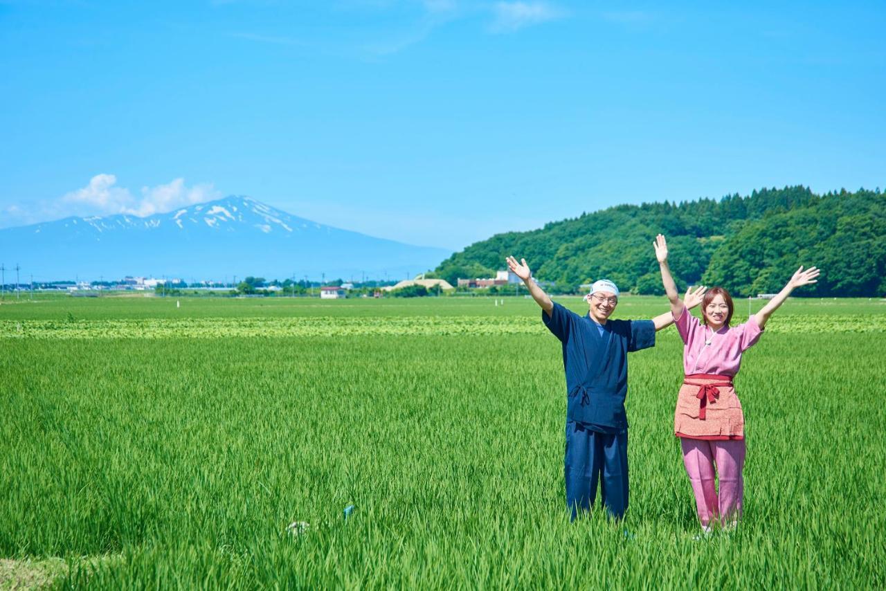 Tsukasaya Ryokan Tsuruoka Bagian luar foto